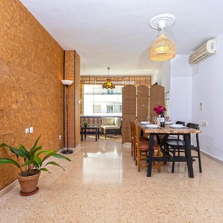 -Malagasunapts- West Beach Malaga Seafood & Relax 外观 照片